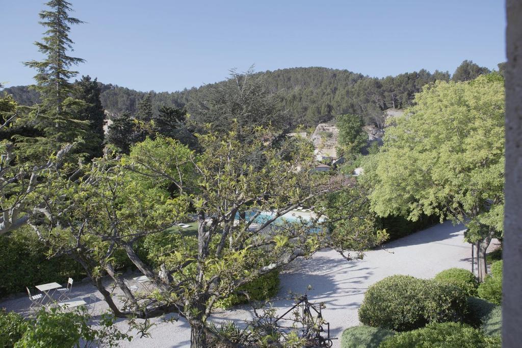 Logis Hotel Castel Mouisson Barbentane Eksteriør bilde