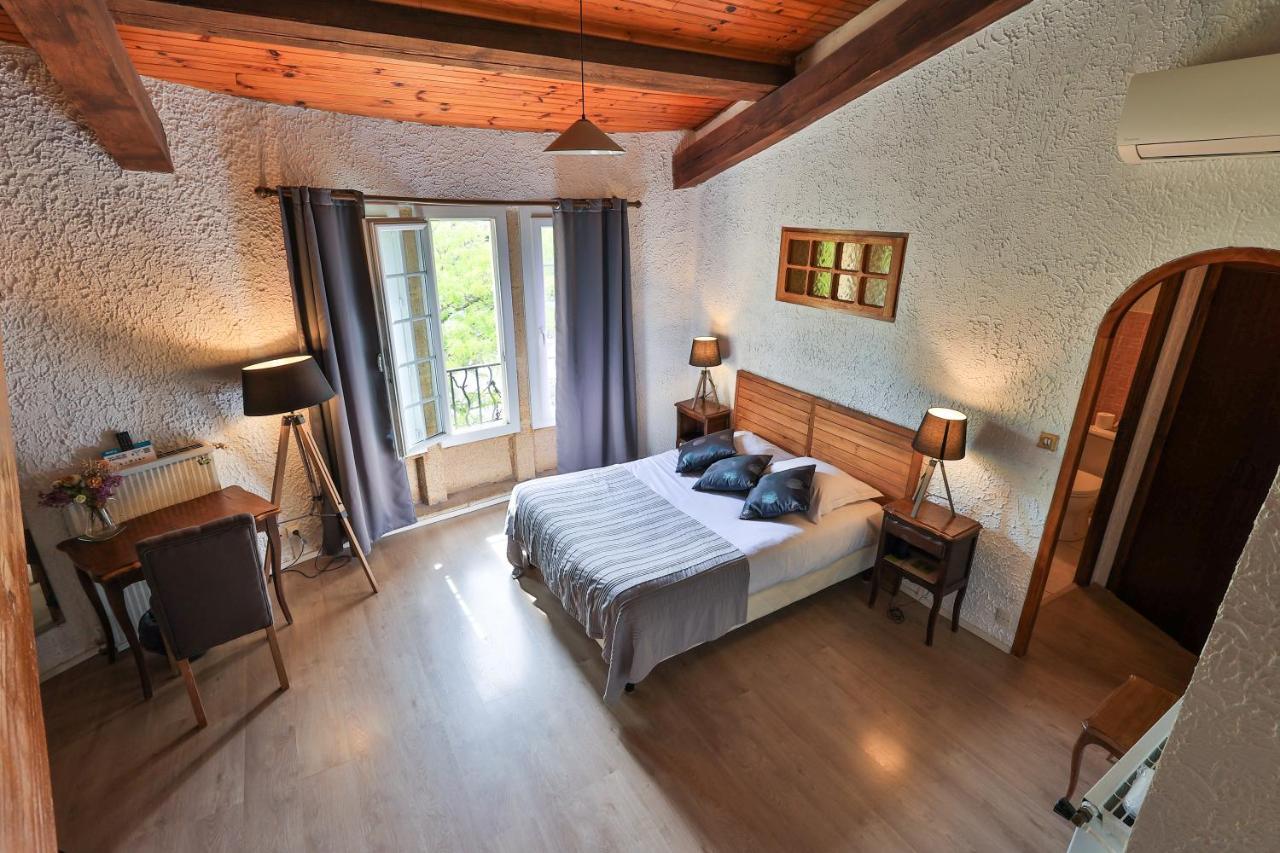 Logis Hotel Castel Mouisson Barbentane Eksteriør bilde