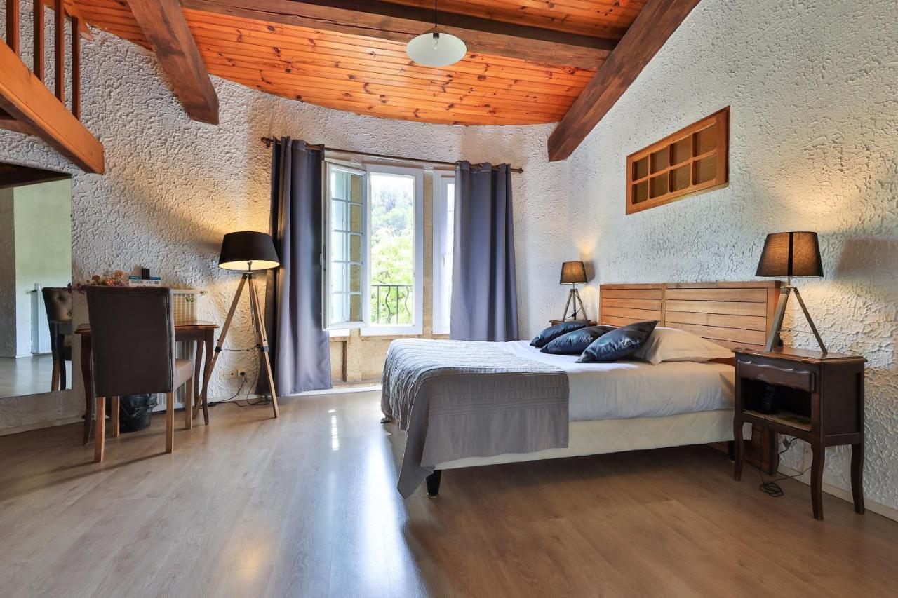 Logis Hotel Castel Mouisson Barbentane Eksteriør bilde