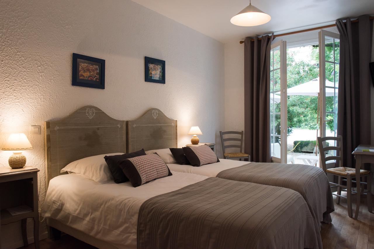Logis Hotel Castel Mouisson Barbentane Eksteriør bilde